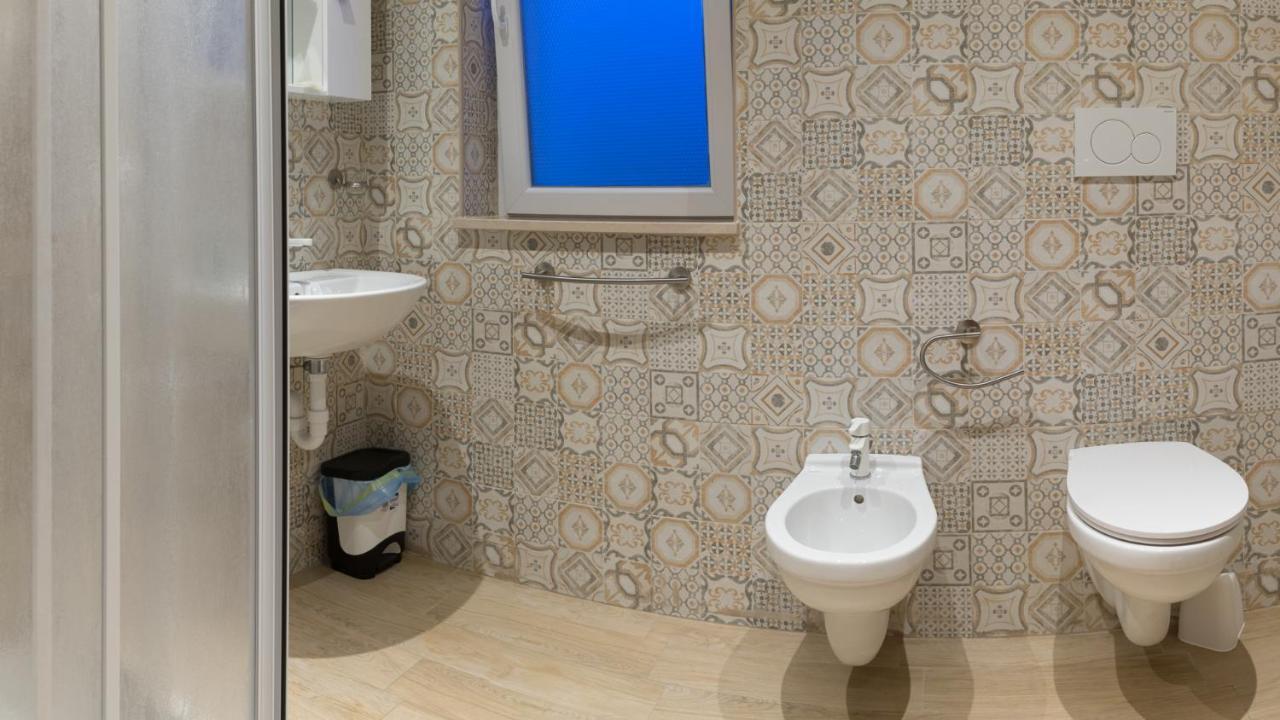 Dimora Delle Grotte Hotel Castellana Grotte Bagian luar foto
